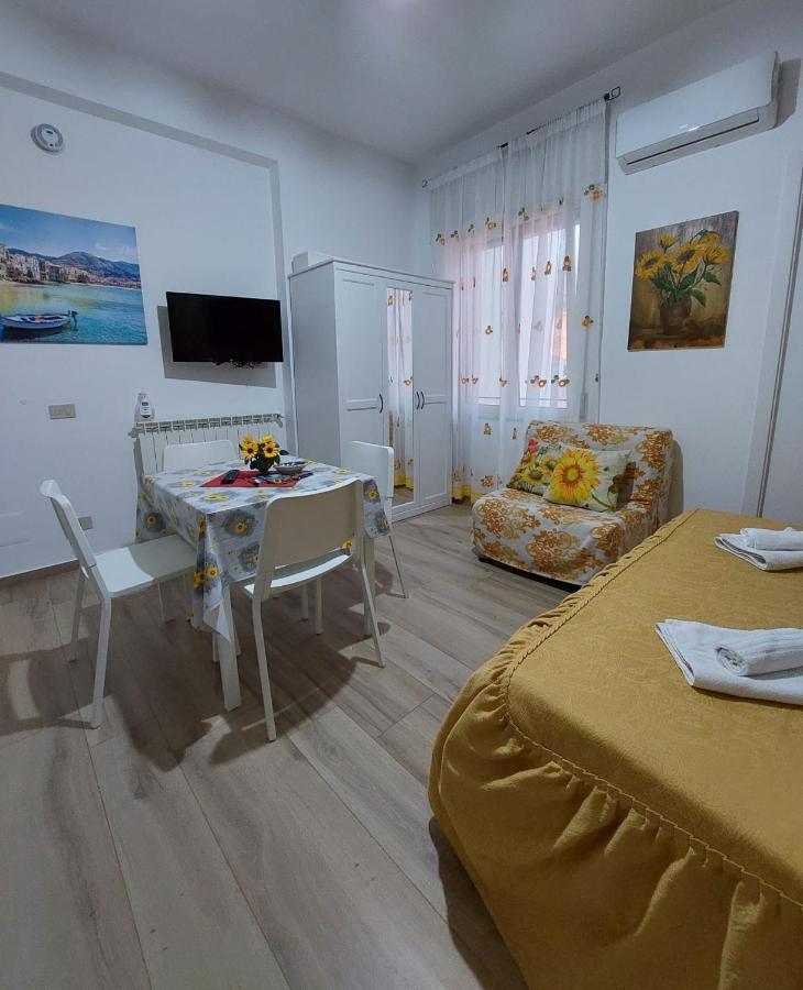 Girasole Holiday เชฟาลู ภายนอก รูปภาพ